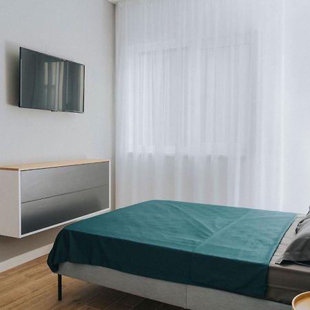 Charlotte Piata Unirii - Free Private Parking 2Bedrooms Apartment Gran Varadino Esterno foto