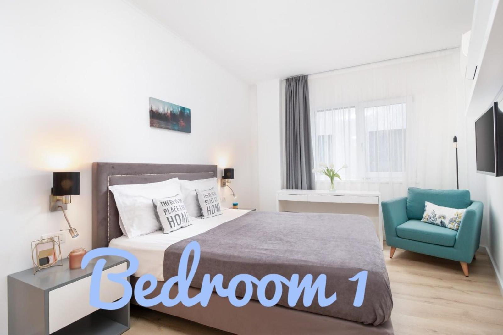 Charlotte Piata Unirii - Free Private Parking 2Bedrooms Apartment Gran Varadino Esterno foto